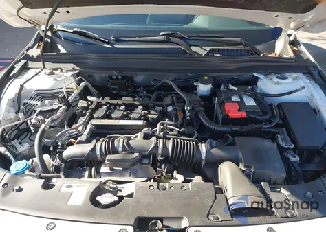 2020 Honda Accord Lx z USA, uszkodzony, nr VIN 1HGCV1F1XLA046052